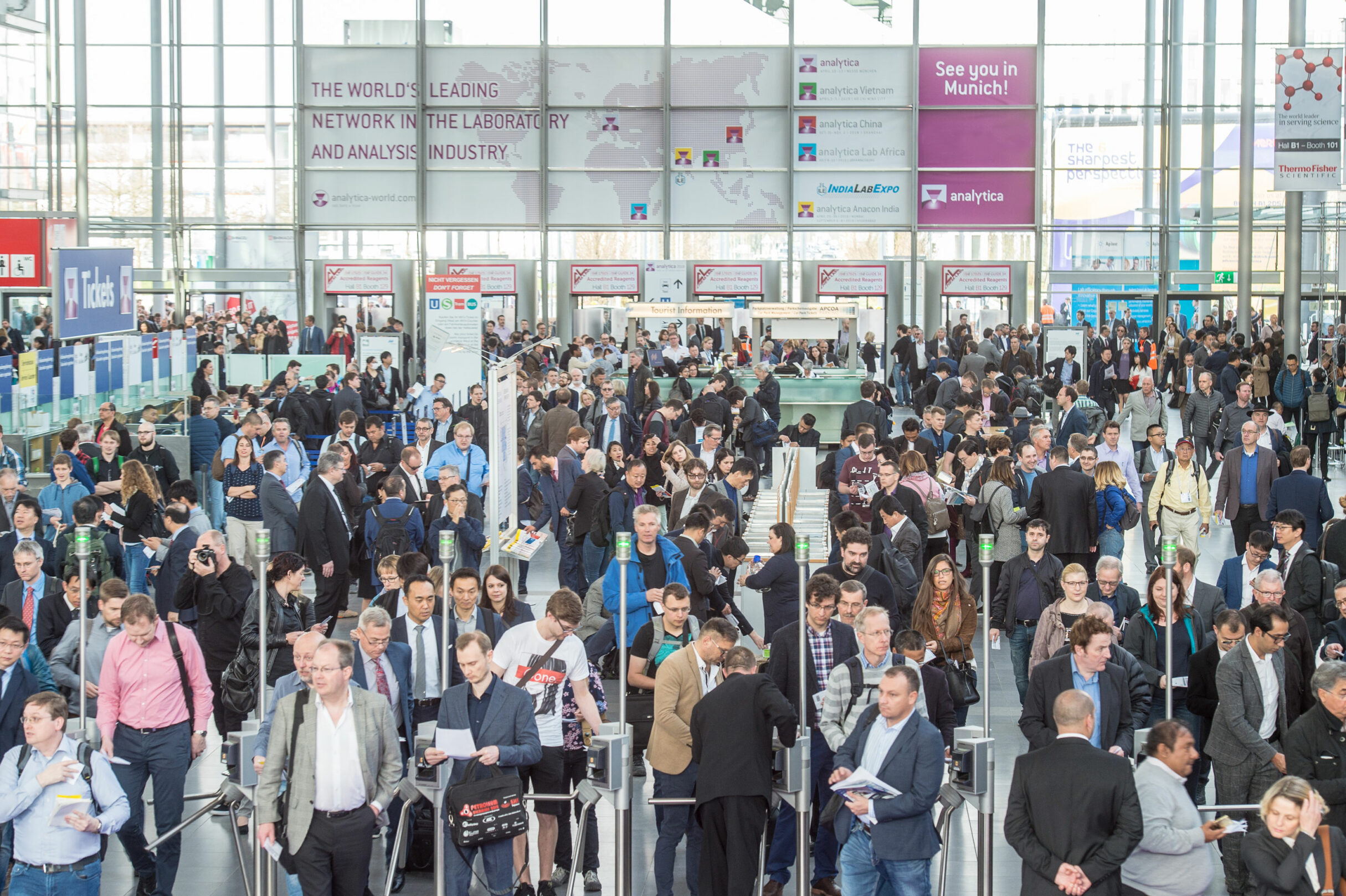 Mood-Bild: Kraemer Elektronik auf der Messe Analytica 2022 | Kraemer Elektronik Tablettenprüfgeräte