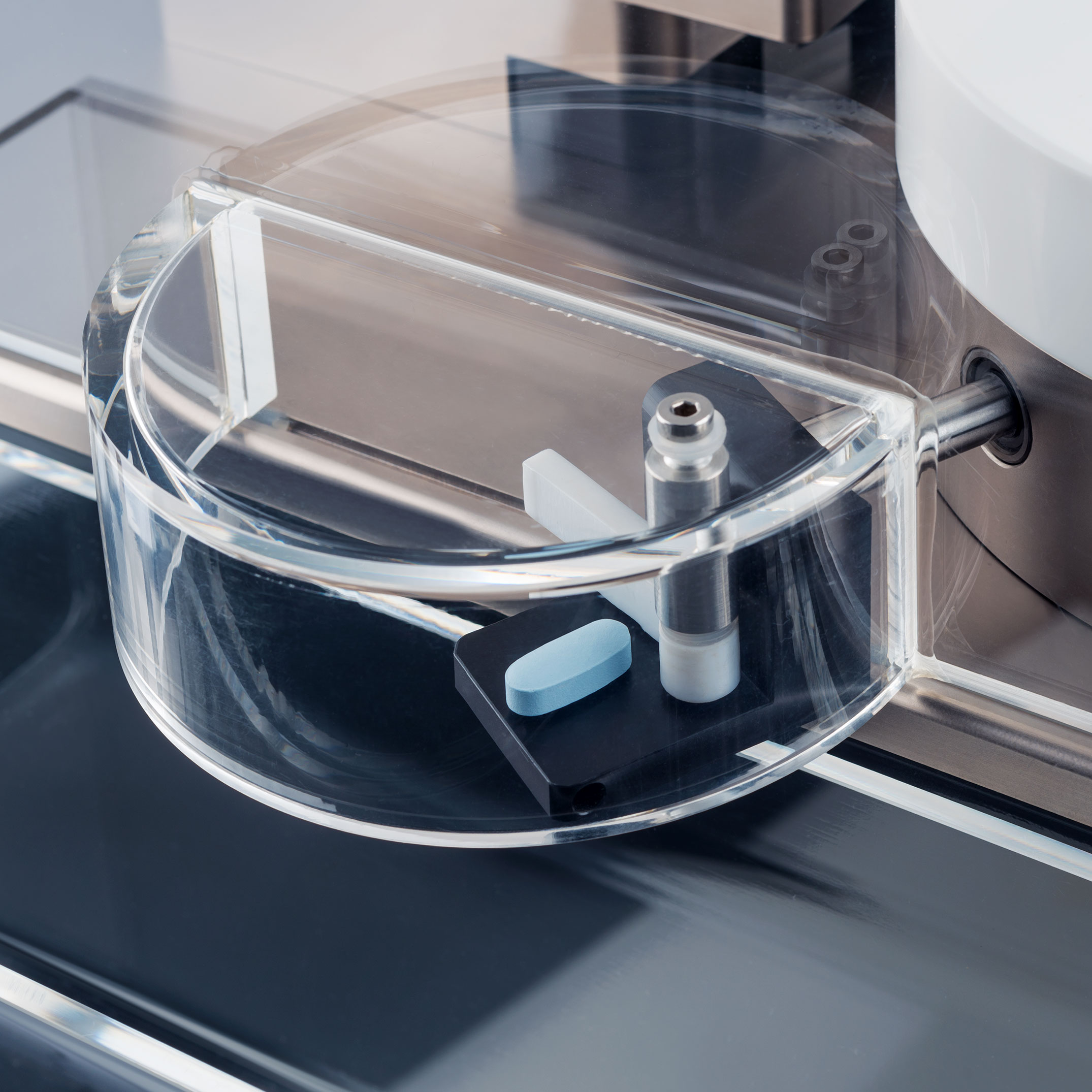 Automatisches Tabletten-Prüfsystem mit Wirkstoffgehaltsmessung UTS NIR (LAB-Version): Ausschleusen der NIR-Prüflinge | Kraemer Elektronik Tablettenprüfgeräte